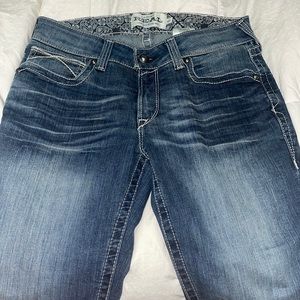 NWT Ariat Straight leg jeans